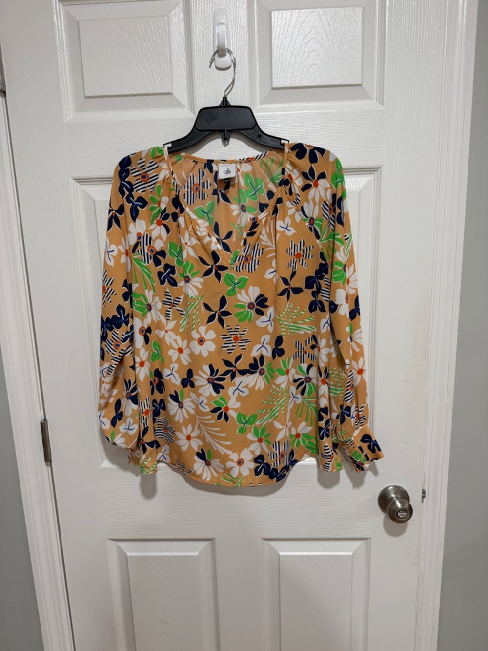 Cabi Island blouse Small
